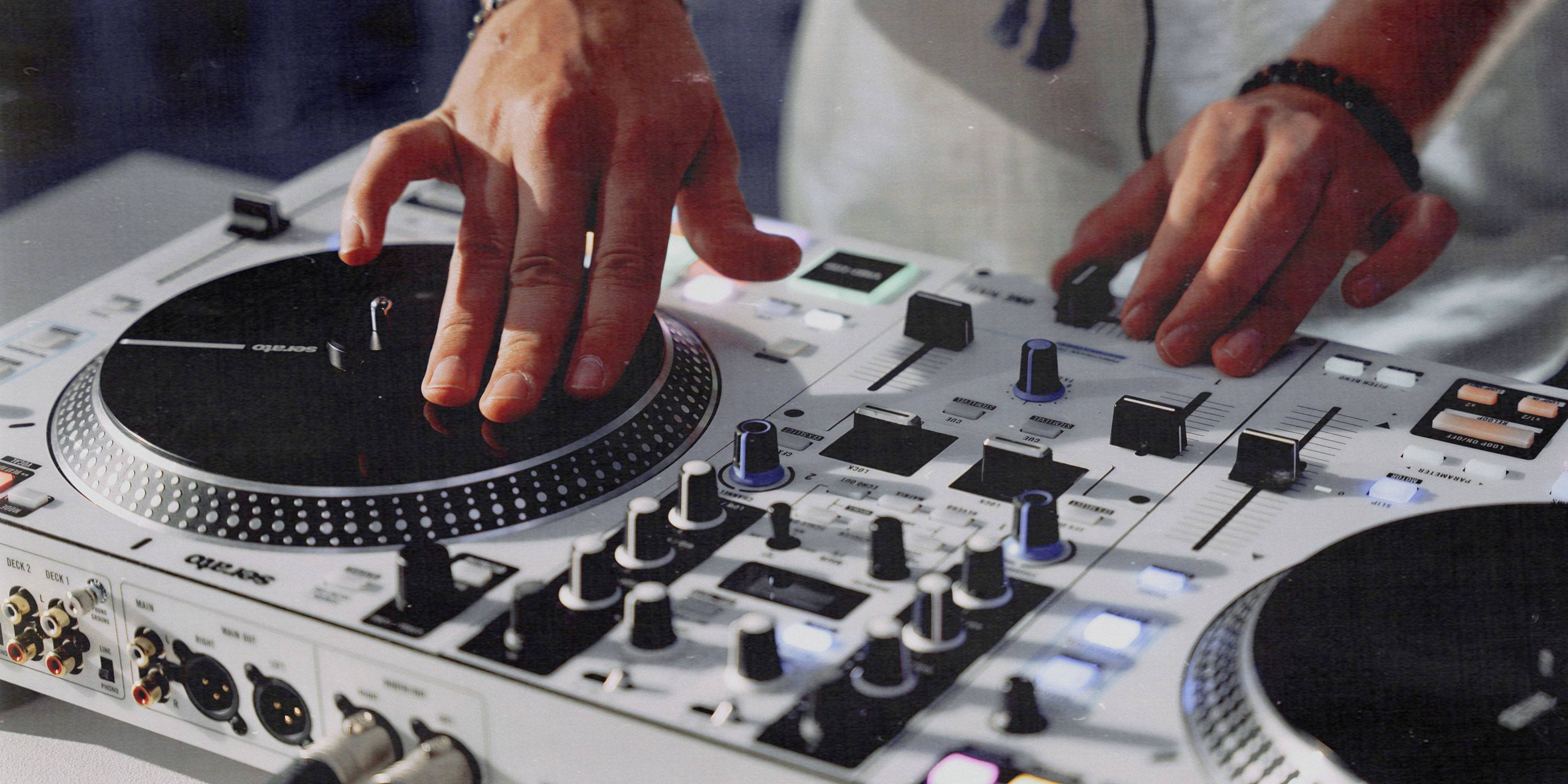 RANE ONE MKII with DJ hands